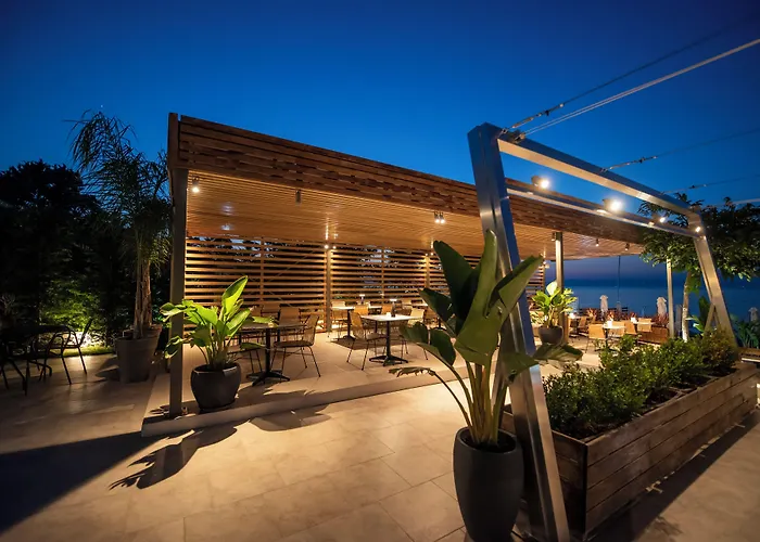 Ostria Sea Side Hotel