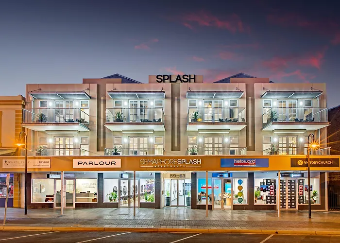 Semaphore Splash Apartments