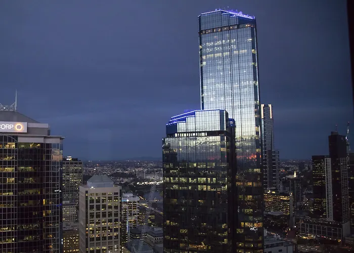 Aussie Escape Apartments-Skyline Collins Tower