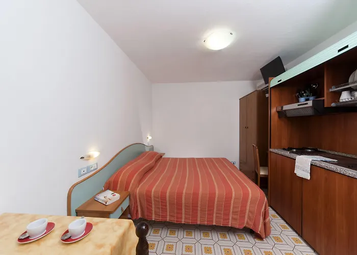 Residence Hotel La Rotonda Sul Mare Forio 