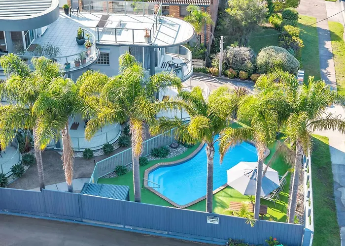 The Palms Apartments