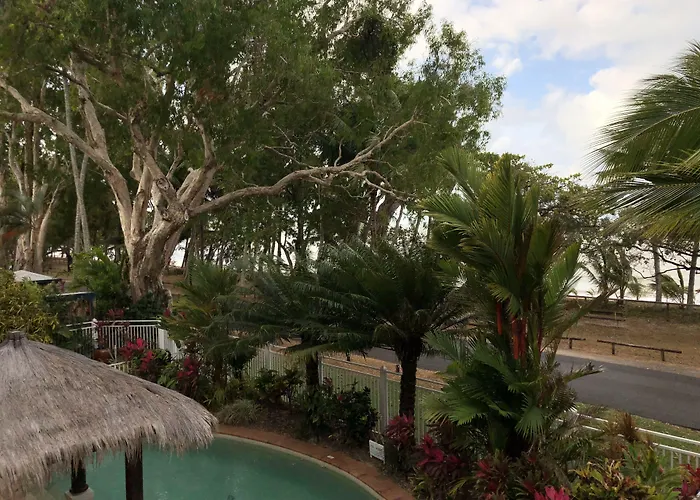 Villa Beach Palm Cove