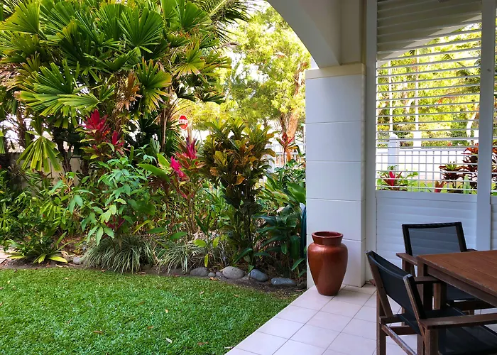 Villa Beach Palm Cove