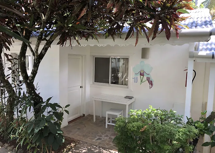 Beach Hotel Casa Nina