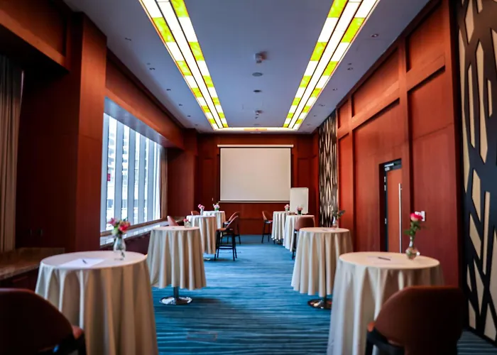Wyndham Doha West Bay