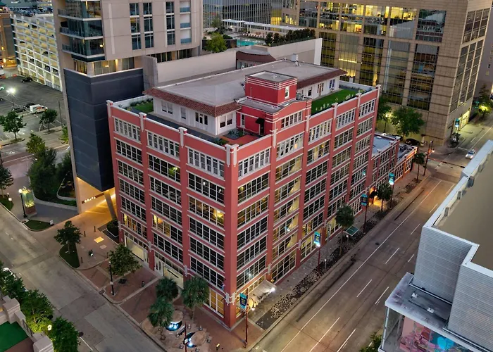 Reside Houston Downtown, A Wyndham Residence