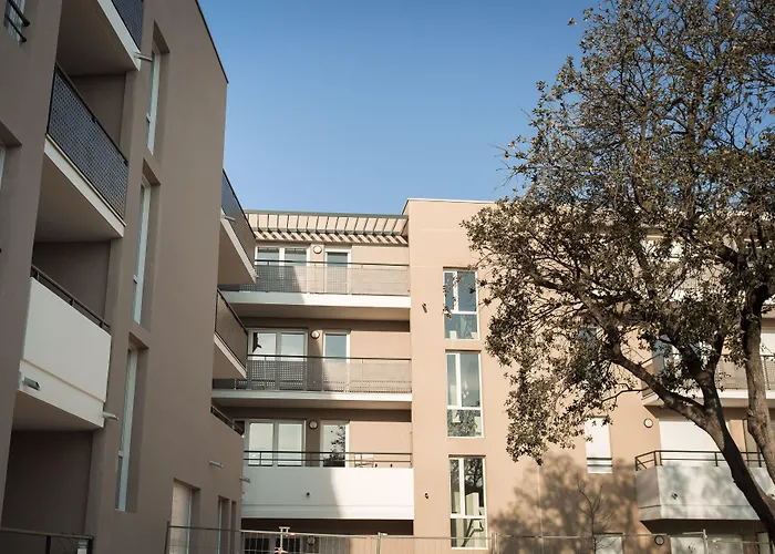 Zenao Appart'hotel Villeneuve les Avignon