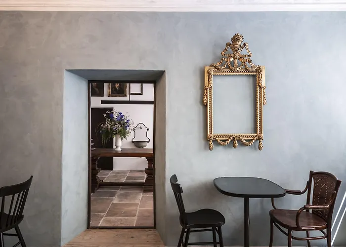 Goldenstern Townhouse