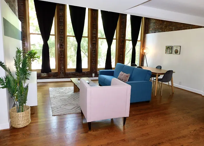 Lofts At 107
