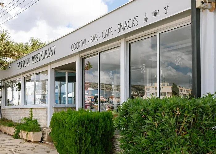 Neptune Hotel Apartments Paphos