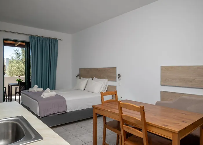 Triantafillas Suites