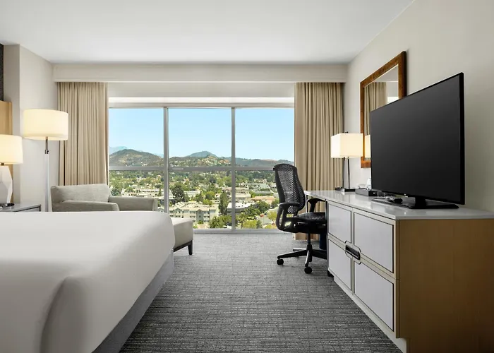 Hilton Los Angeles North-Glendale & Executive Meeting Center