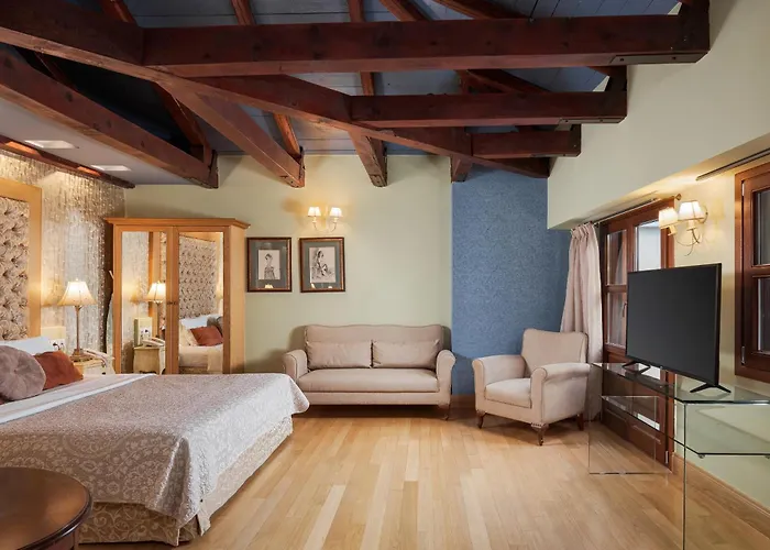 Civitas Suites Hotel