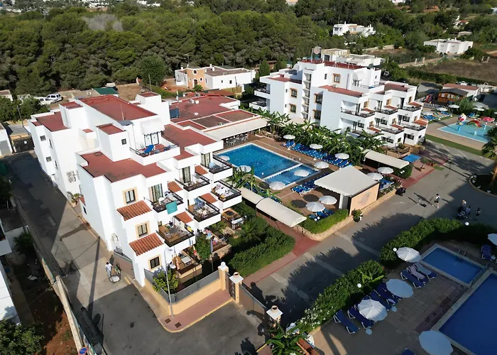 Invisa Aparthotel Casa Luis Santa Eulalia del Río