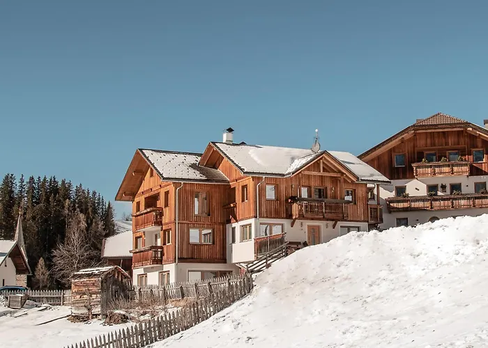 Apartments Rit La Valle