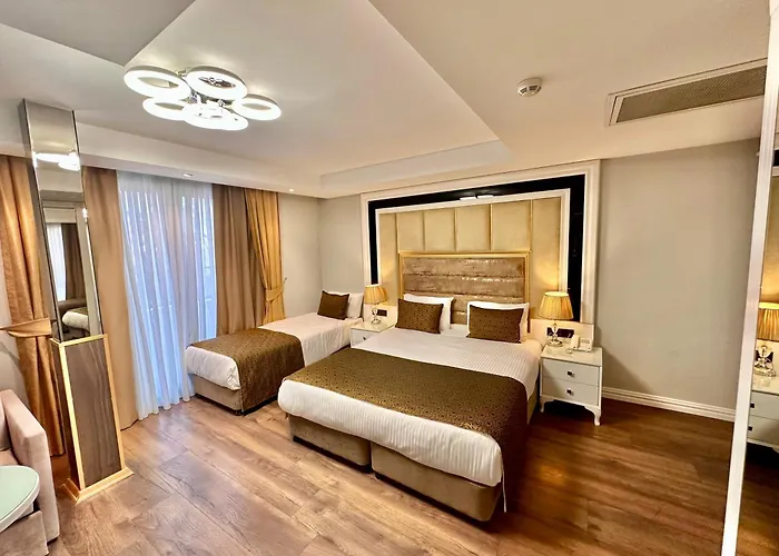 Pell Palace Hotel & Spa
