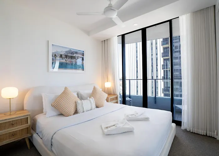 X Kirra Apartments
