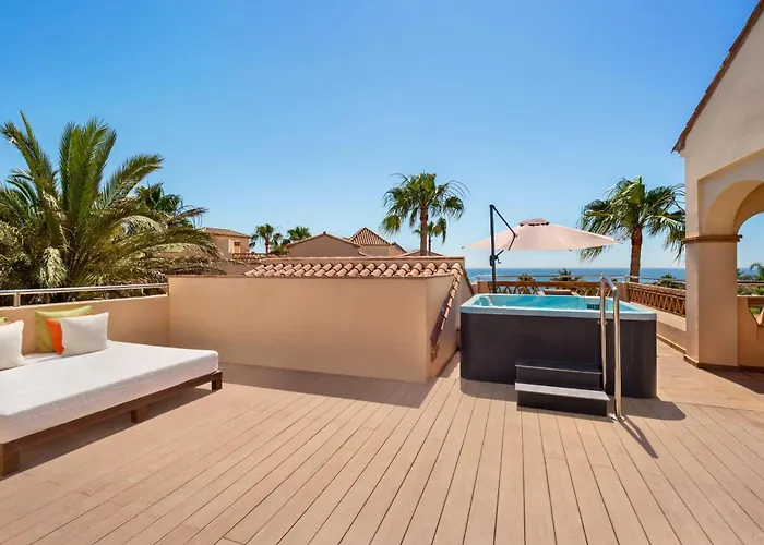 Wyndham Grand Costa Del Sol Aparthotel El Faro