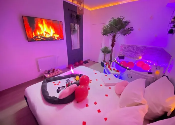 L'Escale Balnéo'Romantique - Loveroom - Jacuzzi&Petit déjeuner