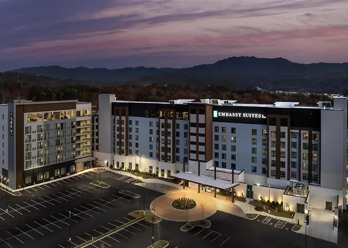 Embassy Suites By Hilton Pigeon Forge Resort