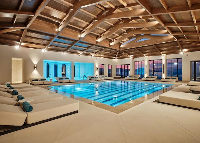 Oros Luxury Beach Resort