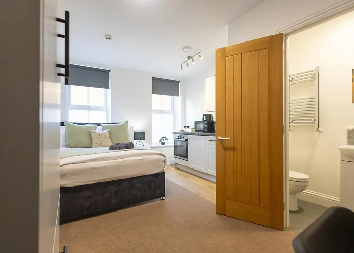 St James Court Aparthotel Derby