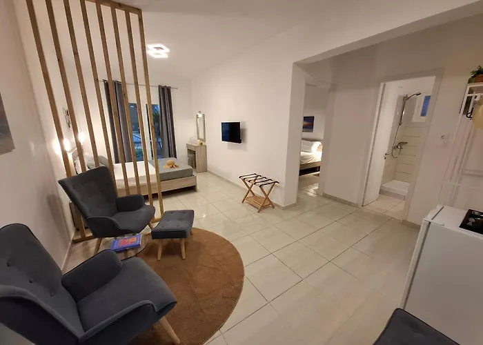 Yianetta & Suites
