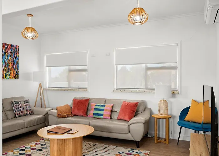 Loxton Courthouse Apartments