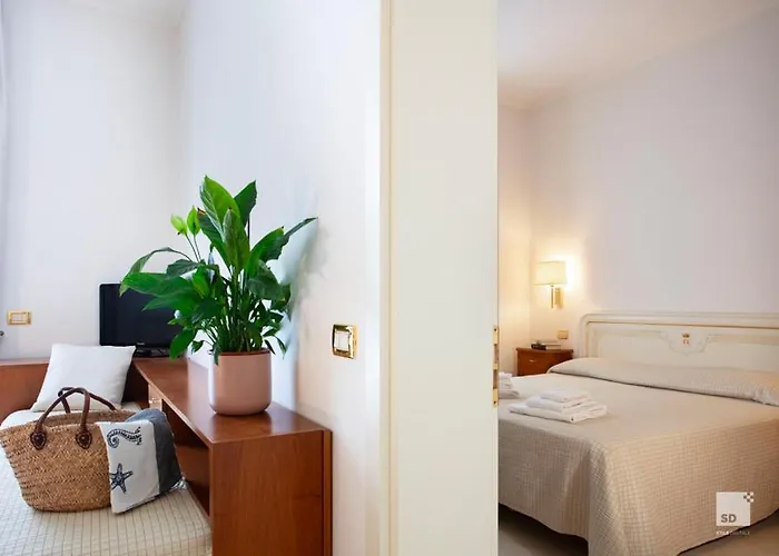 Genovese Villa Elena Residence Varazze