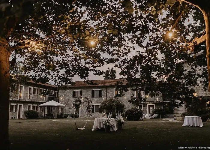 Aparthotel Cascina Borgofrancone Gera Lario