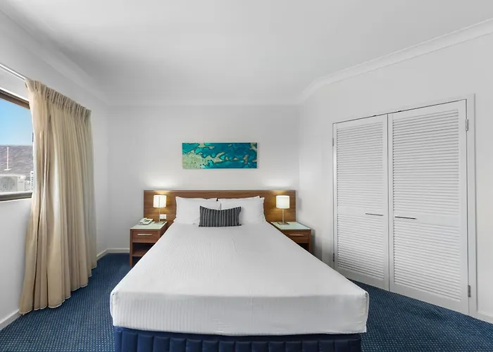 Ocean Centre Hotel