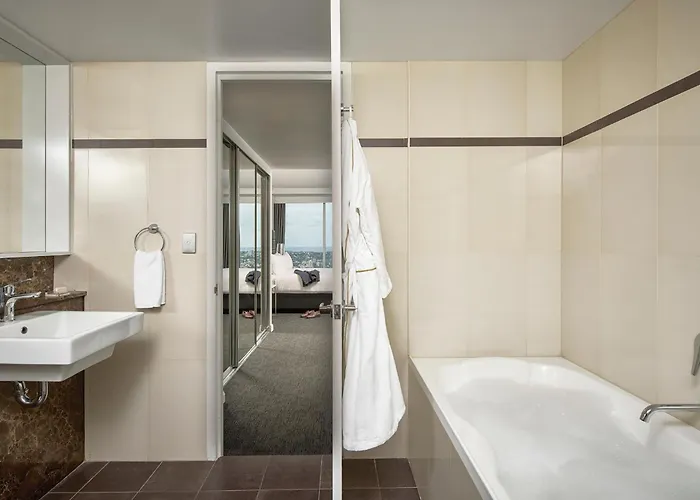 Meriton Suites World Tower, Sydney
