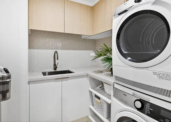 Hi Surf Beachfront Resort Apartments Official Site