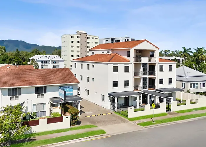 Cityville Apartments & Motel