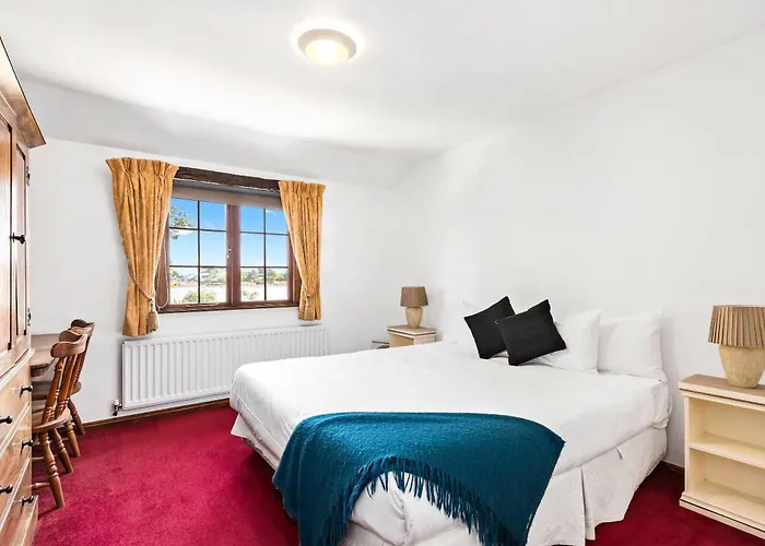 The Honest Lawyer, An Ascend Collection Hotel