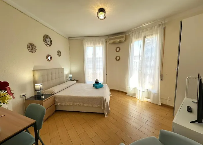Habitaciones en la calle Valencia