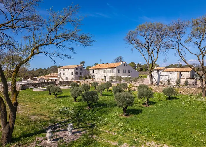 Aparthotel Domaine Les terres du soleil à Le Muy