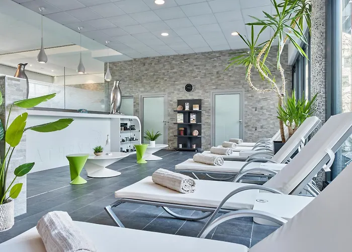 Hôtel Restaurant Athena Spa
