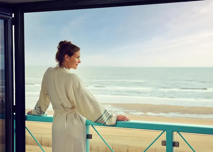 Beachhouse Hotel