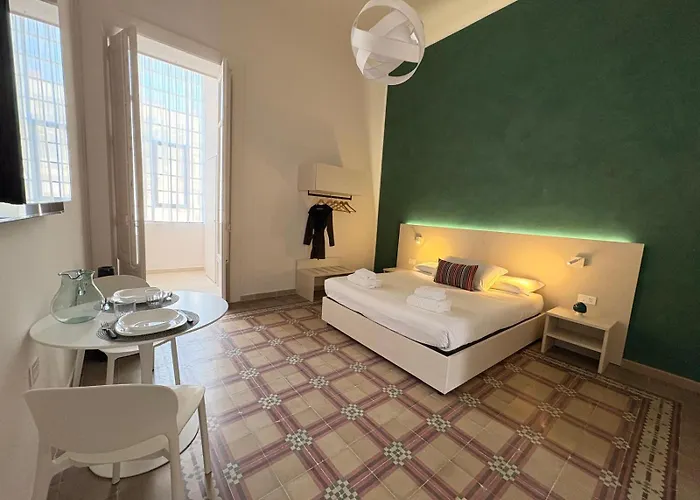 Casa Blanca Rooms&Suites