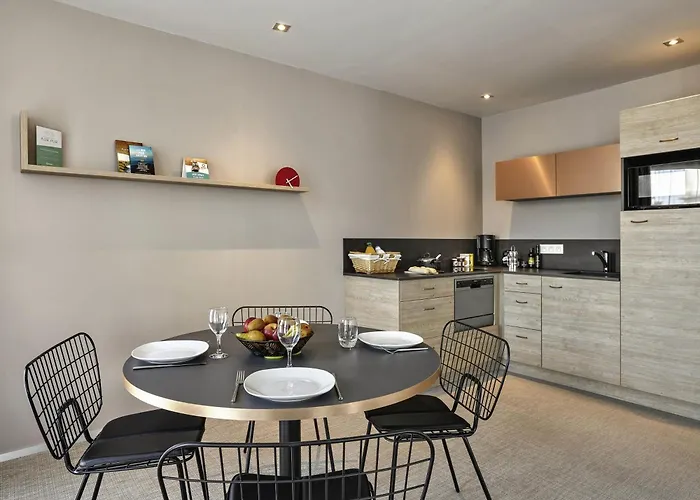 Aparthotel & Spa Adagio Vannes