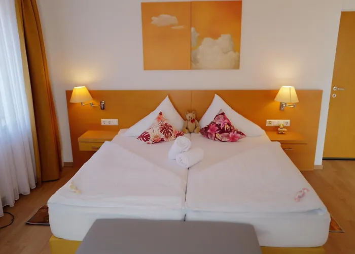 Motel55 - nettes Hotel mit Self Check-In in Villach, Warmbad