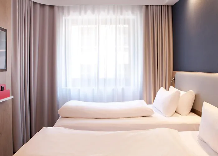 Holiday Inn Express & Suites - Basel - Allschwil By Ihg