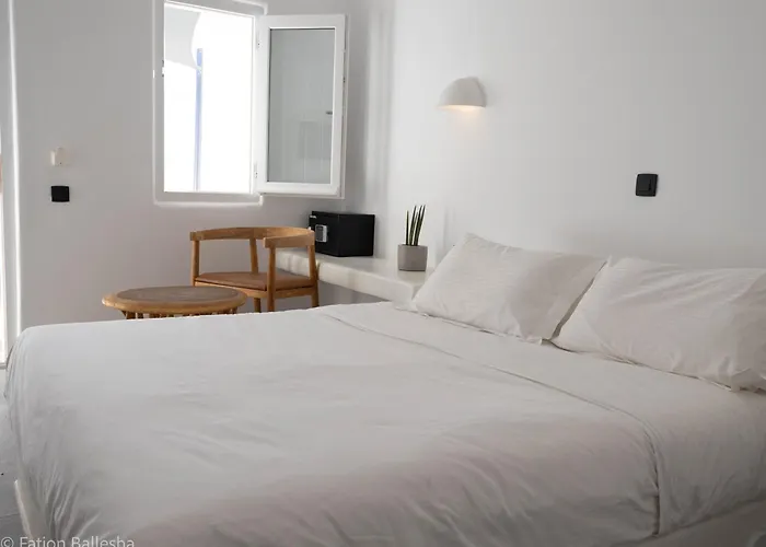 Nomikos Villas Fira 