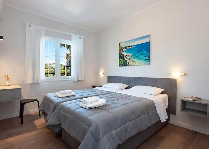 Balaris Apartments