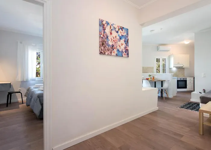 Balaris Apartments