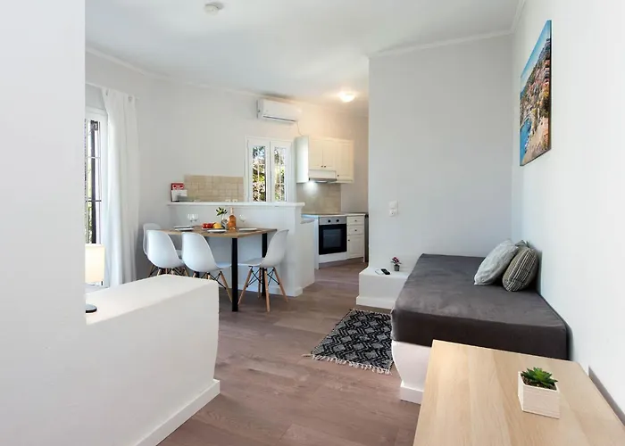 Balaris Apartments
