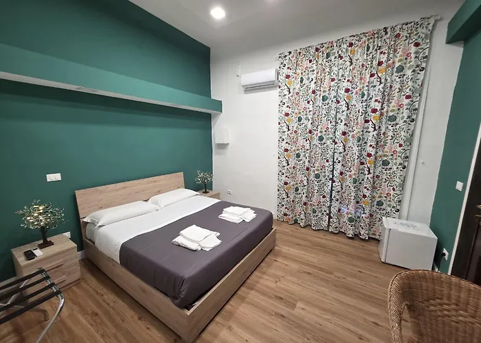 Vanzi Rooms