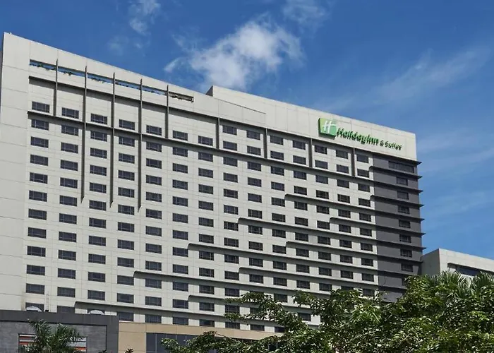 Holiday Inn & Suites Makati By Ihg