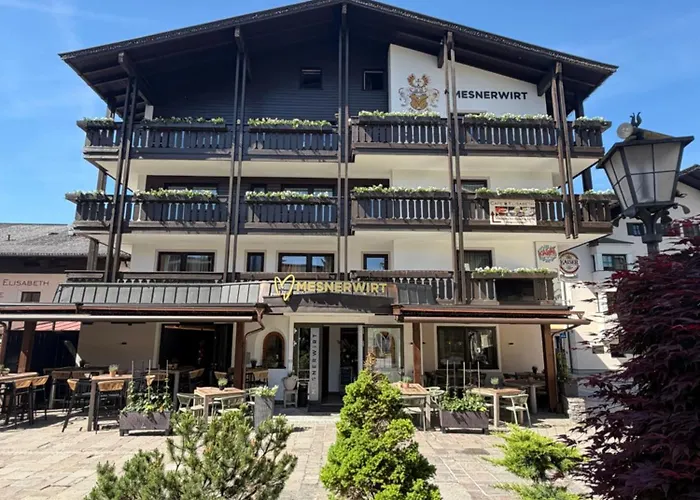 Hotel Mesnerwirt - Bergblick & Tiroler Kueche